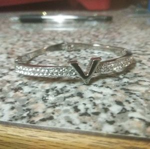 Luxury Style Titanium Steel Letter V Bracelet NWOT